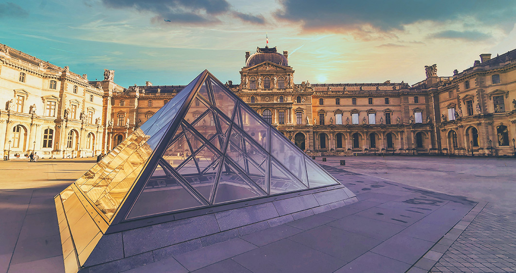 昔日王室的堡壘-羅浮宮